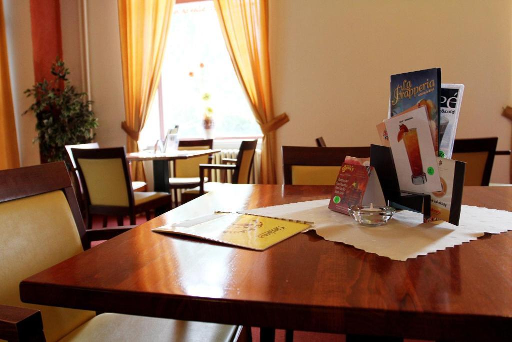 Hotel Slavia טאבור מראה חיצוני תמונה